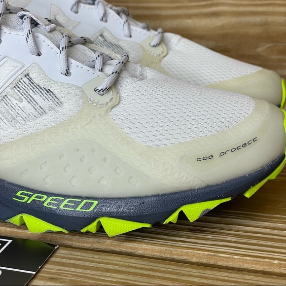 new balance wt690ra2